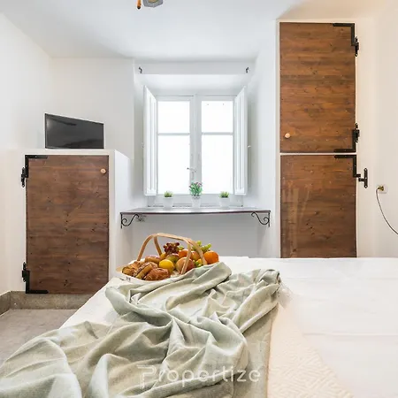 Cozy Sardinian By Propertize Lägenhet