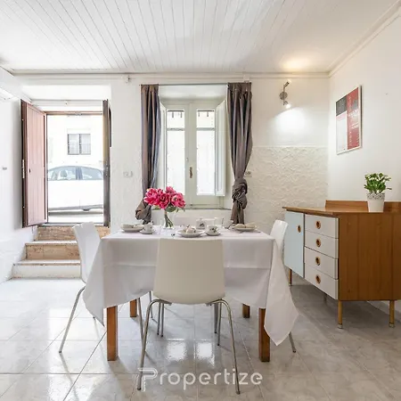 Cozy Sardinian By Propertize 卡利亚里